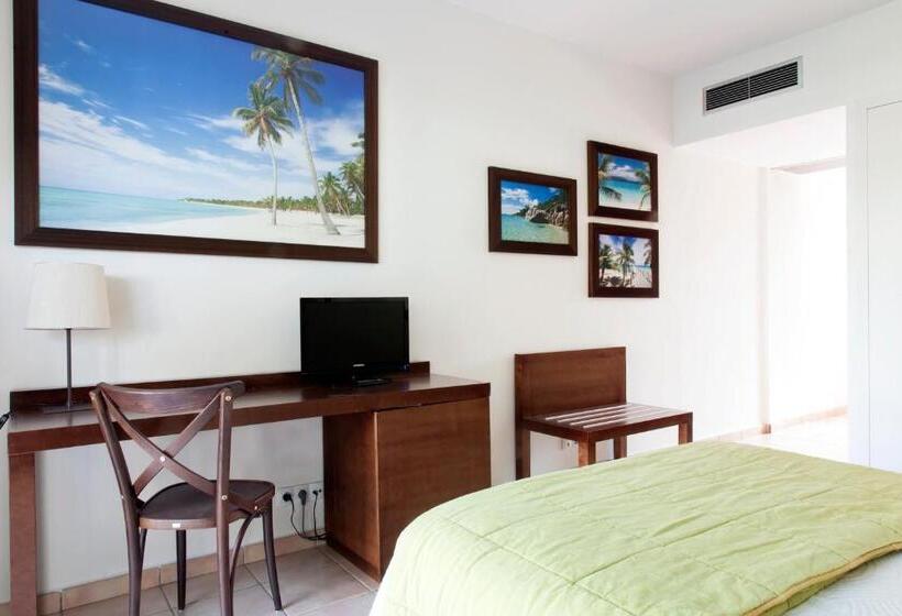 هتل Portaventura® Caribe Includes Portaventura Park Tickets