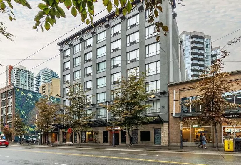 호텔 Quality Inn & Suites