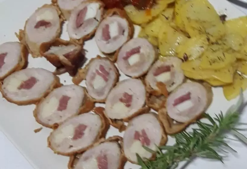 Отель Restaurante Logasasanti