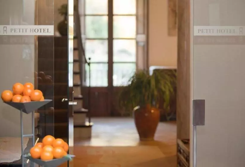 乡村酒店  Fornalutx Petit Hotel   Bed & Breakfast