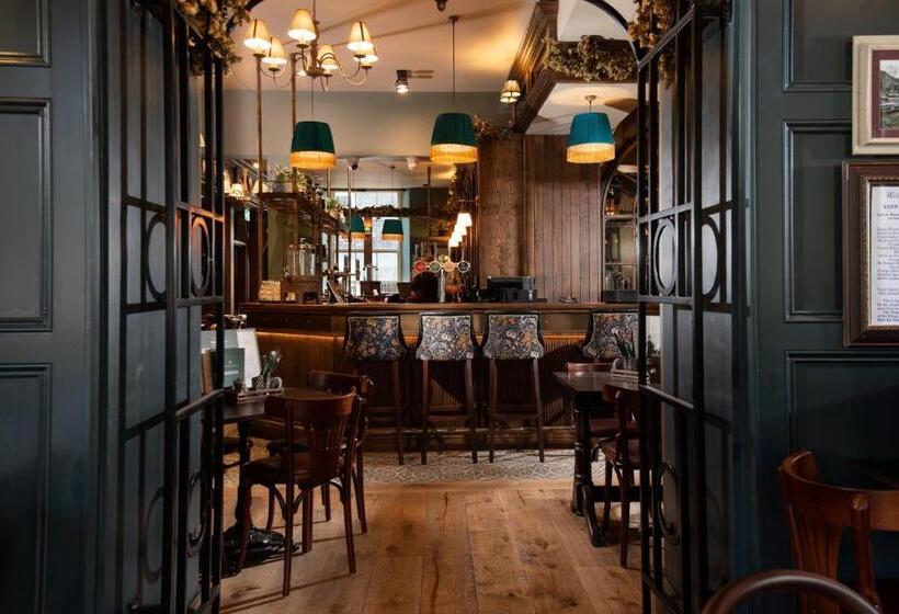 酒店 The Ullswater Inn  The Inn Collection Group