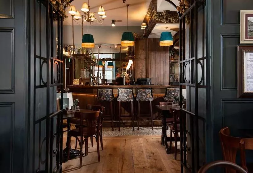 호텔 The Ullswater Inn  The Inn Collection Group