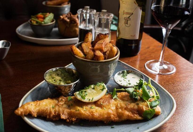 酒店 The Ullswater Inn  The Inn Collection Group