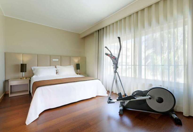 فندق Tryp By Wyndham Porto Expo