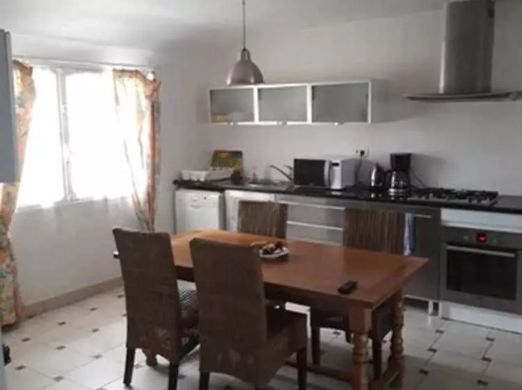 Hotelli Les Chambres Des Gites Des Isles