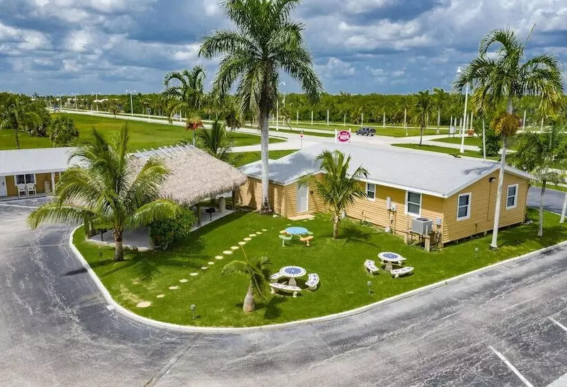 Everglades City Motel