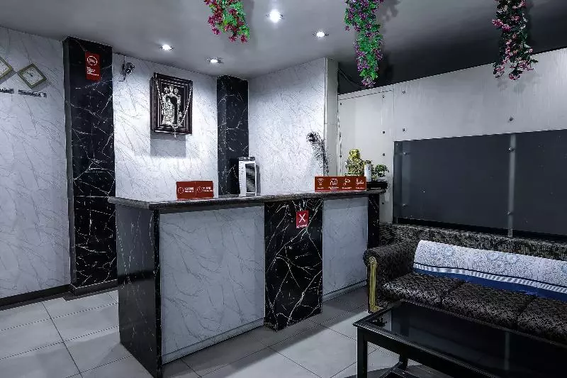 ホテル Tourist Palace