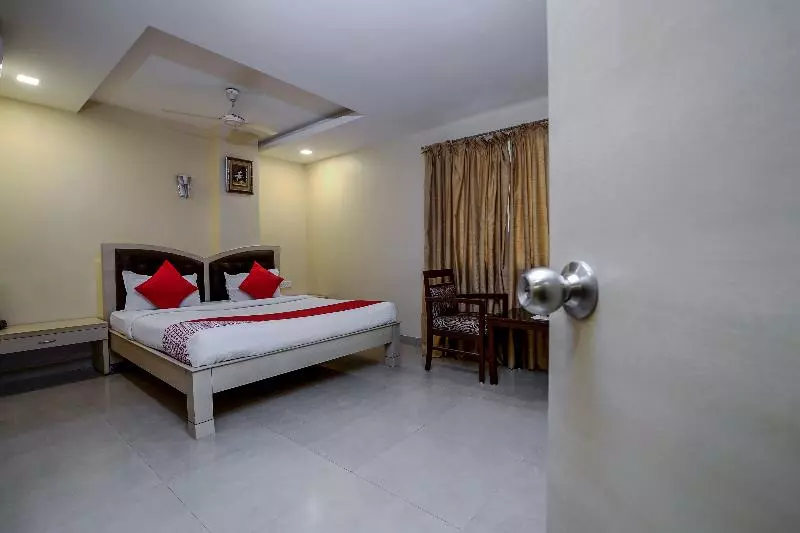 ホテル Tourist Palace