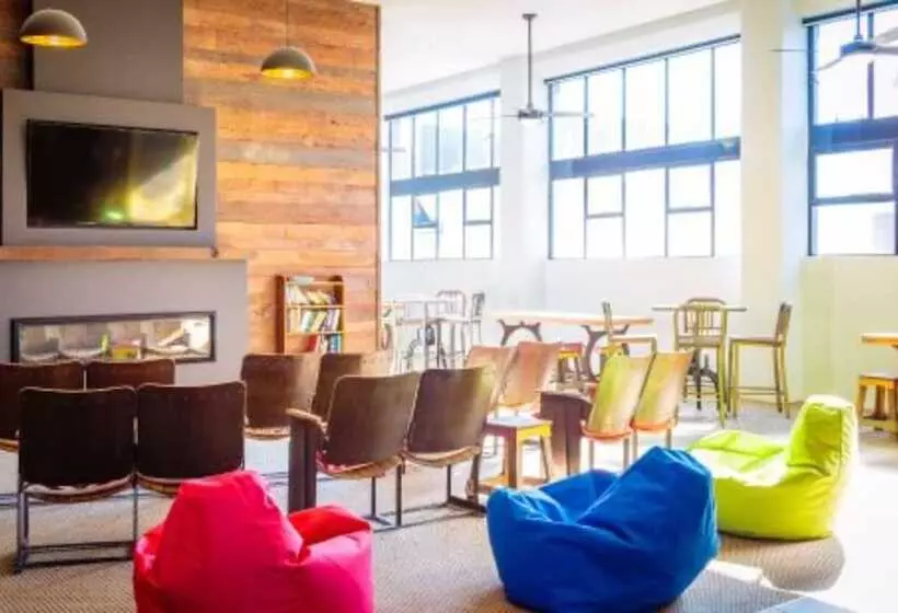 Hotelli Urbanz   Hostel