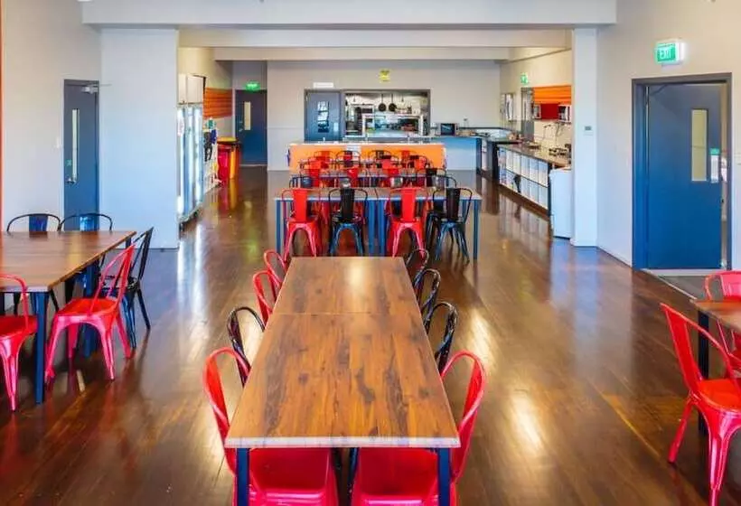 Hotelli Urbanz   Hostel