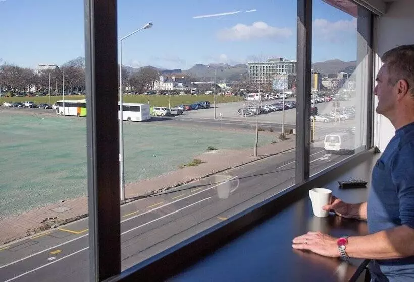 Hotelli Urbanz   Hostel