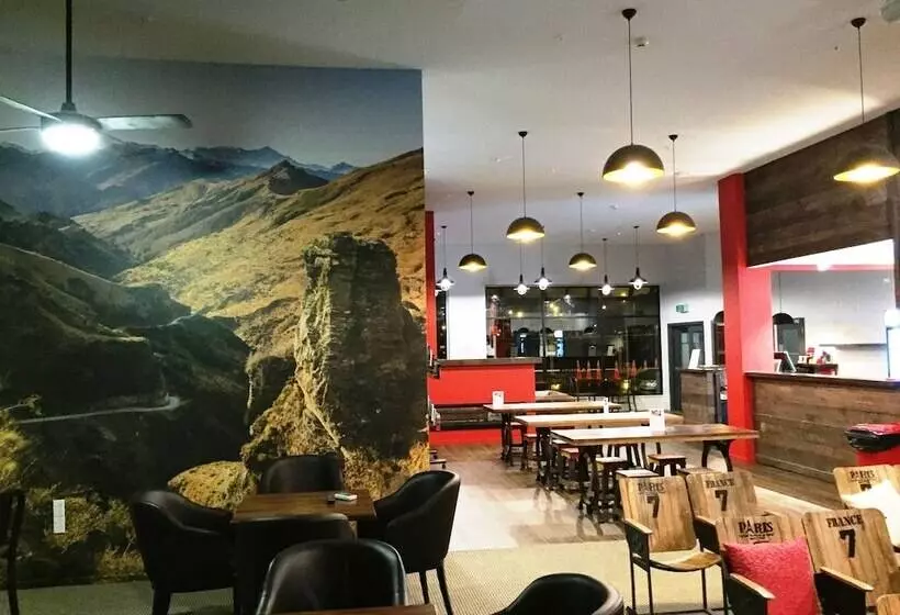 Hotelli Urbanz   Hostel