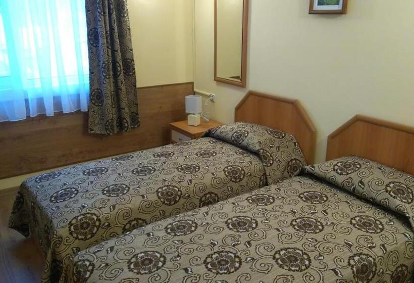 בית מלון כפרי Victoria Family