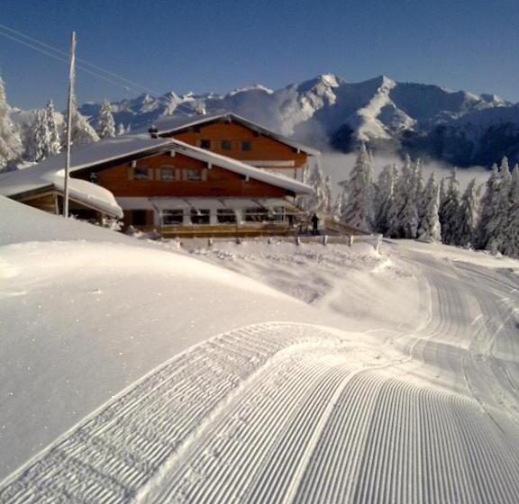 ユースホステル Panorama Restaurant Sterzingerhaus 1.930m