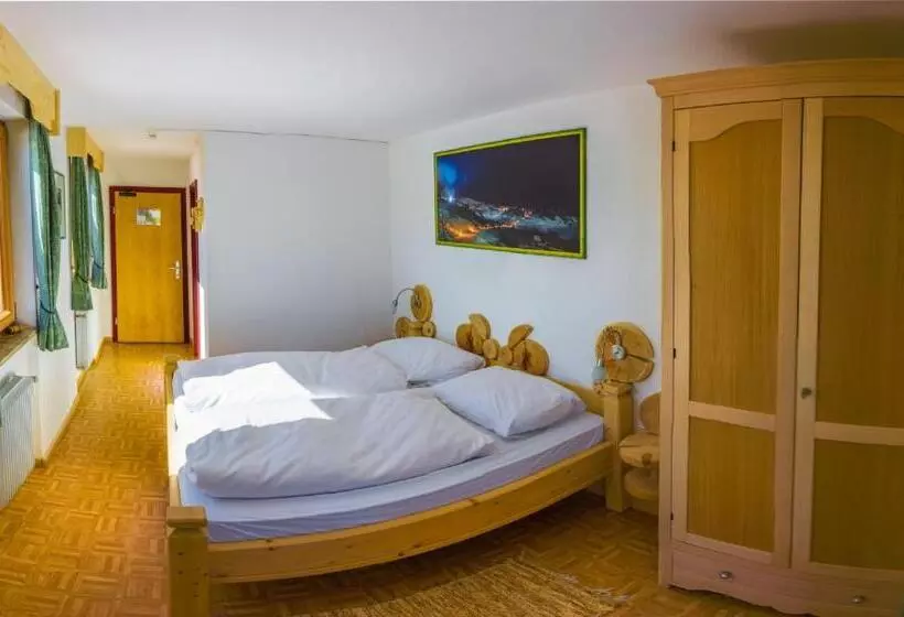 هاستل Panorama Restaurant Sterzingerhaus 1.930m