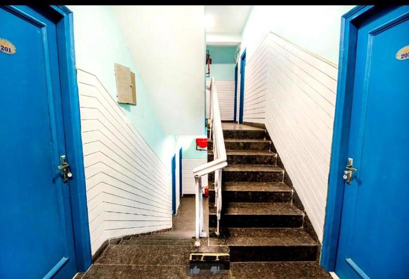 호텔 Capital O 48354 The Nest