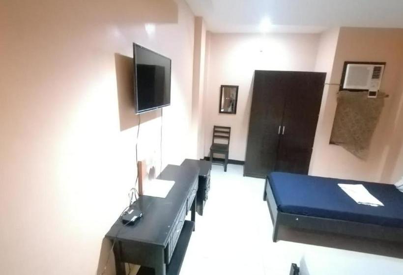 בית מלון כפרי Eastway Inn