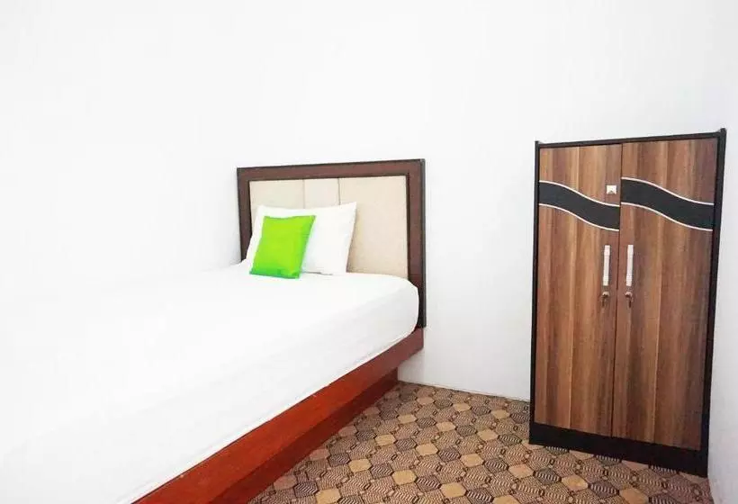 ホテル Apartemen Sentra Timur By Central East Property