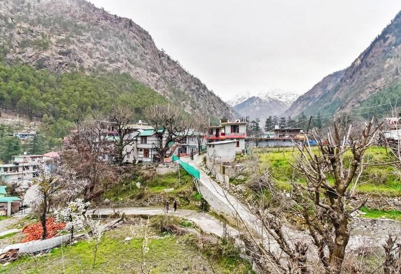 Hotel Treebo Trend Woodward Ii With Mountain View