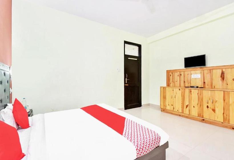 Hotel Treebo Trend Woodward Ii With Mountain View