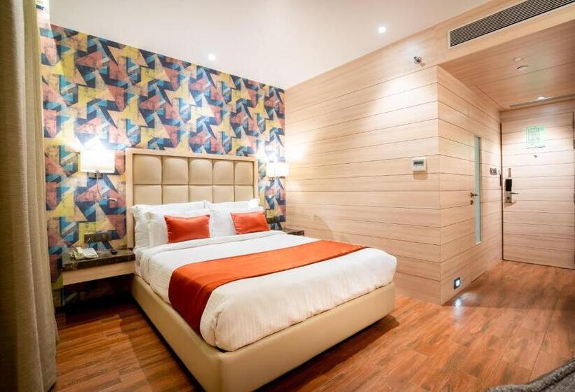 Hotel The Orchid Lonavala