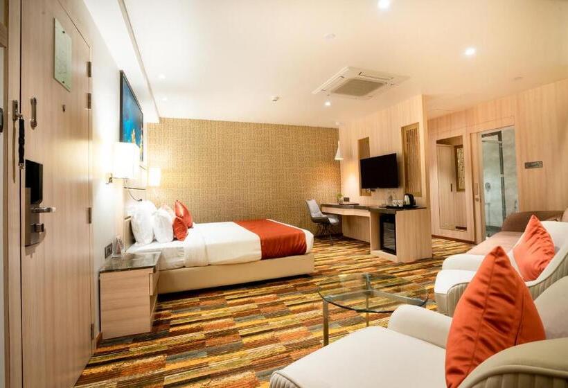 Hotel The Orchid Lonavala