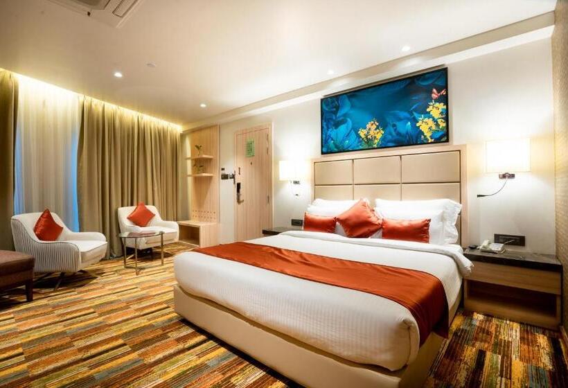 Hotel The Orchid Lonavala