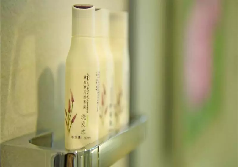 Lavande Hotel Guiyang Flower Orchard Fortune Plaza