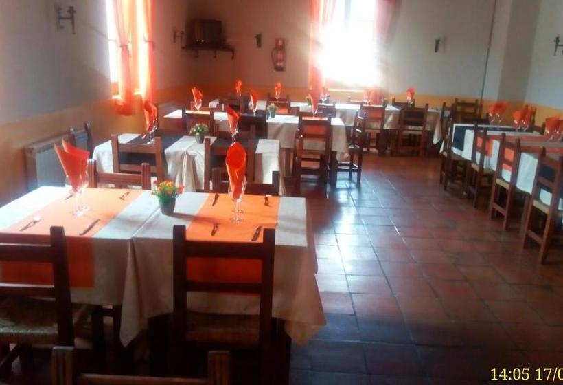 Пансион Hostal De La Villa Molinos