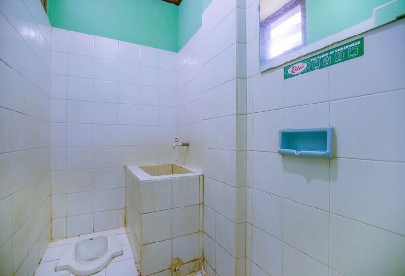 Reddoorz Syariah At Hotel Matahari 2