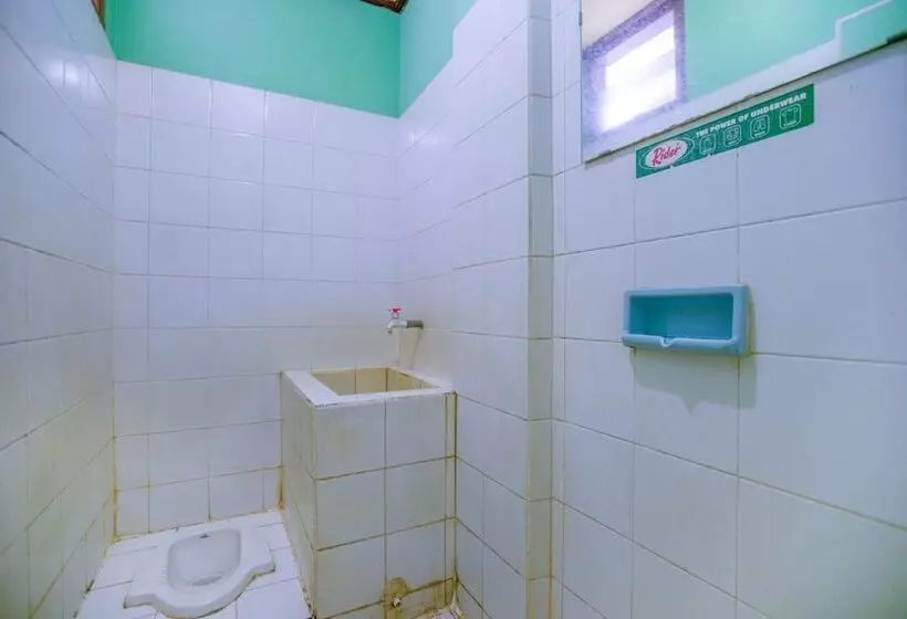 Reddoorz Syariah At Hotel Matahari 2