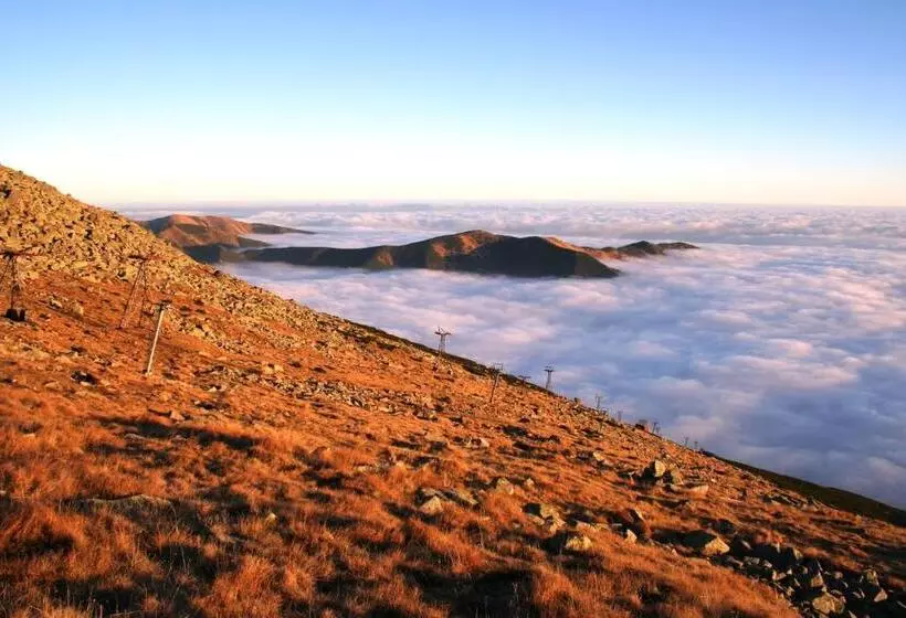 Lomakeskus Ski & Wellness Residence Družba