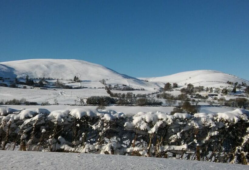 민박 The Old School House