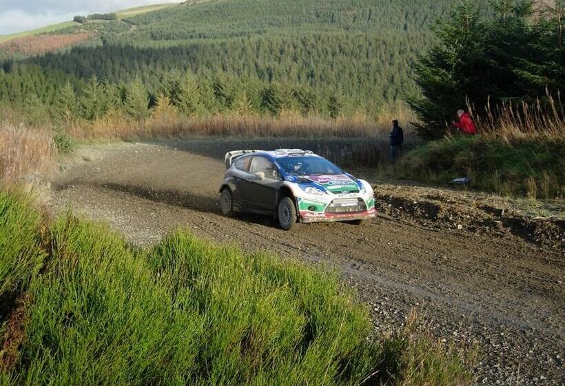 민박 The Old School House