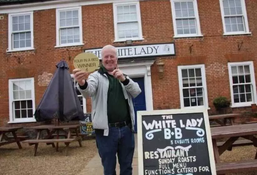 Aamiaismajoitus (B&B) The White Lady