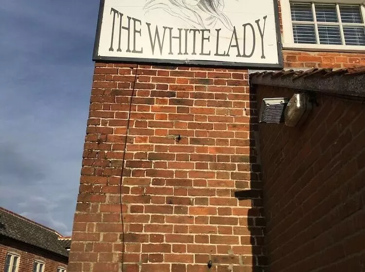 Aamiaismajoitus (B&B) The White Lady