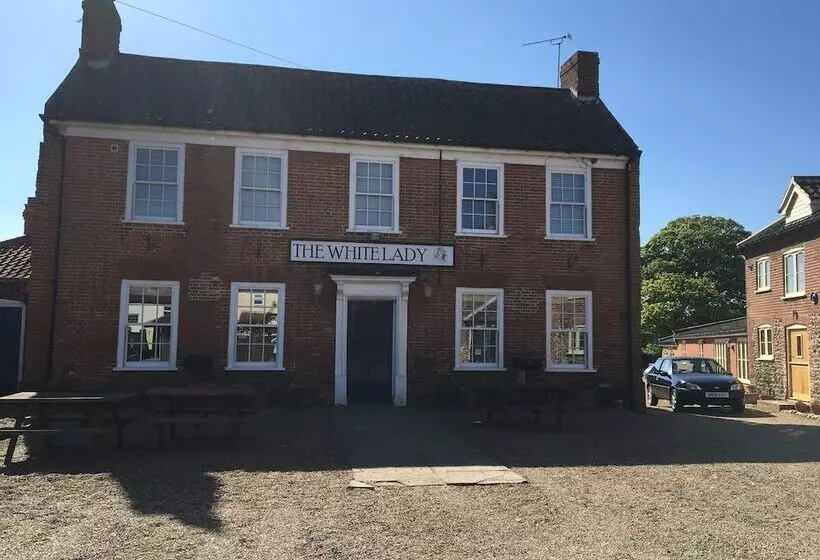 Aamiaismajoitus (B&B) The White Lady