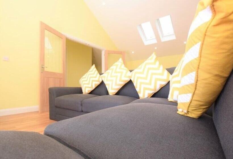 Bed and Breakfast The White Lady