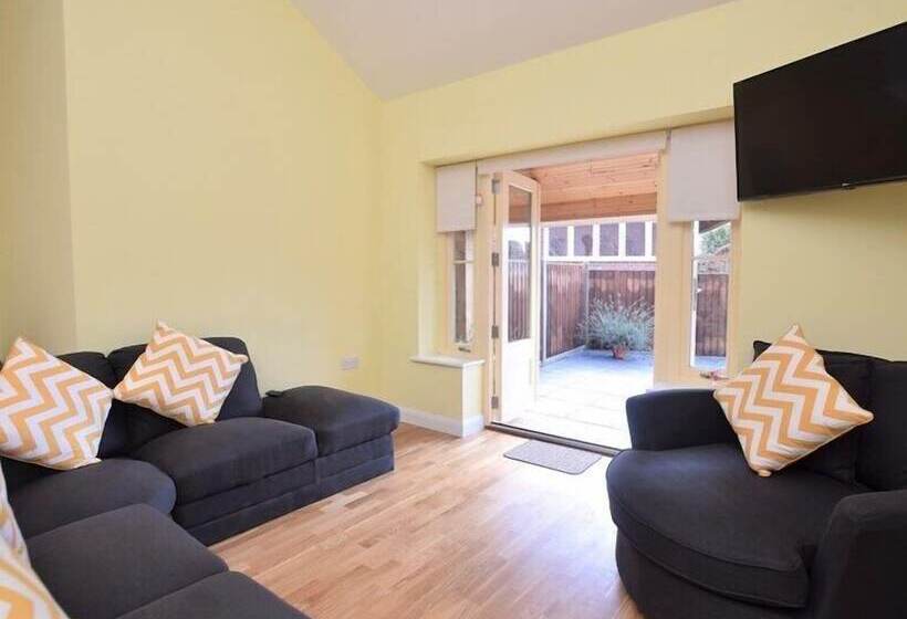 Bed and Breakfast The White Lady