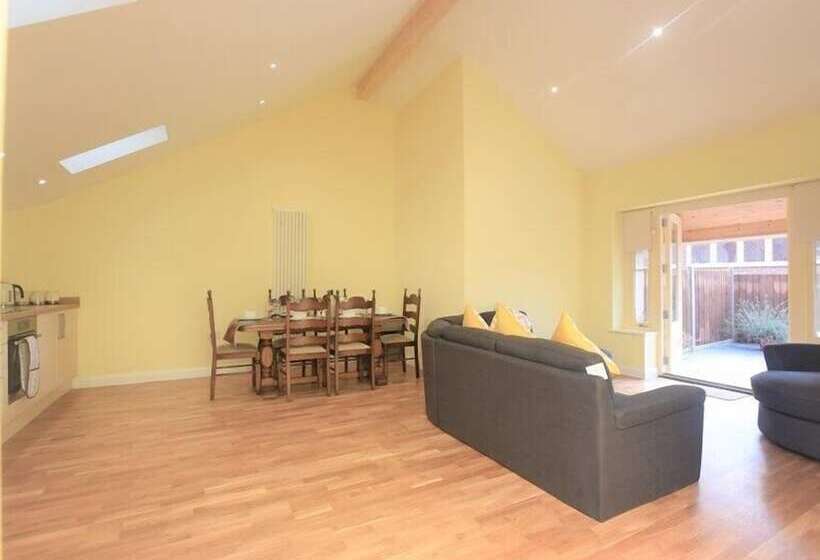 Bed and Breakfast The White Lady