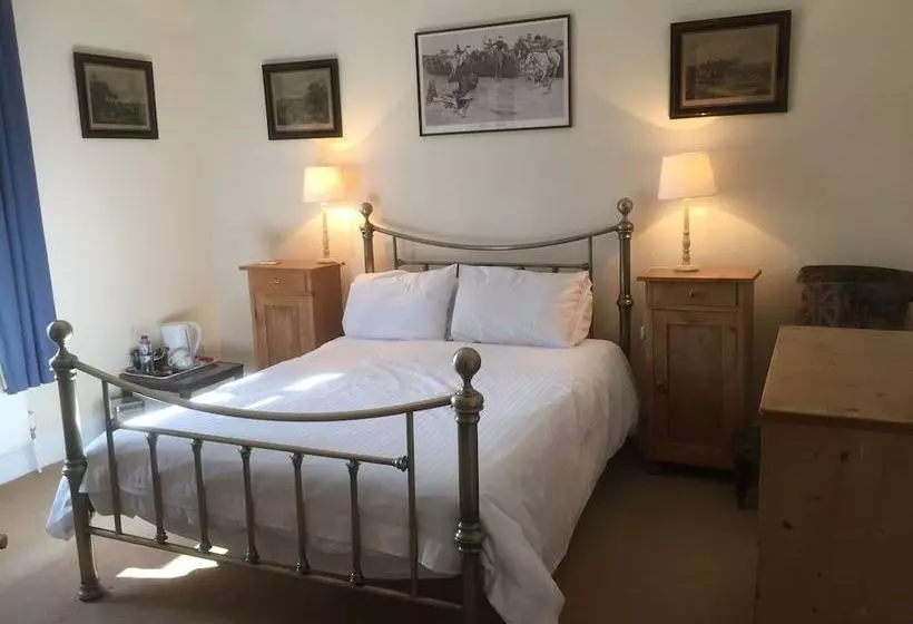 Dartfordleigh Bed And Breakfast