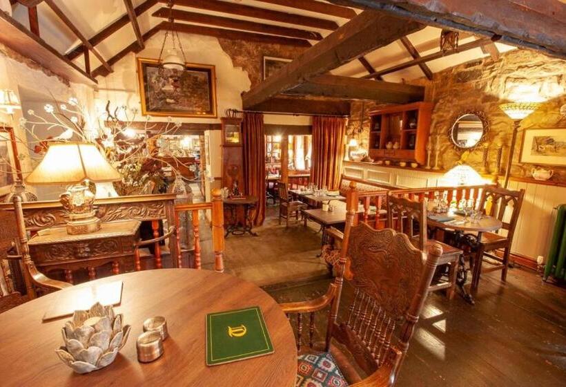 簡易ホテル The Tankerville Arms