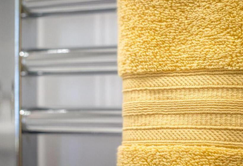 Отель Altahammond House