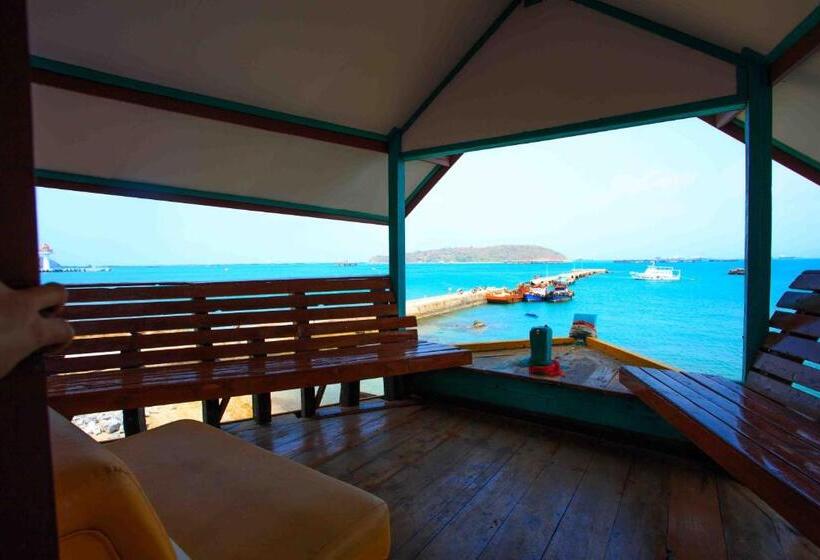 בית מלון כפרי Rimtalay Resort Koh Si Chang