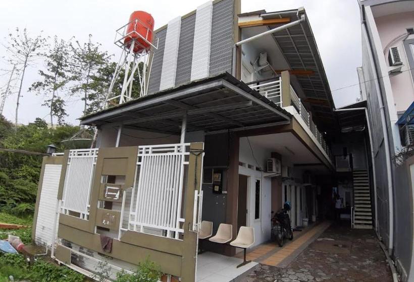 Отель Oyo 2788 Zleepy Pembangunan