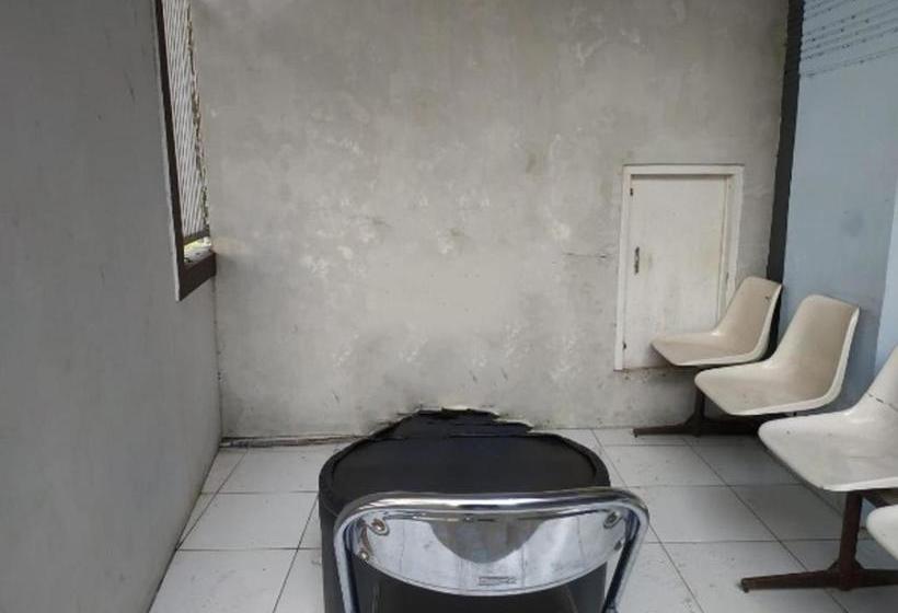 Отель Oyo 2788 Zleepy Pembangunan