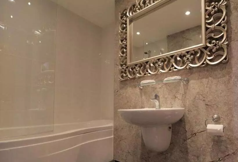 Hotelli St Magnus Bay