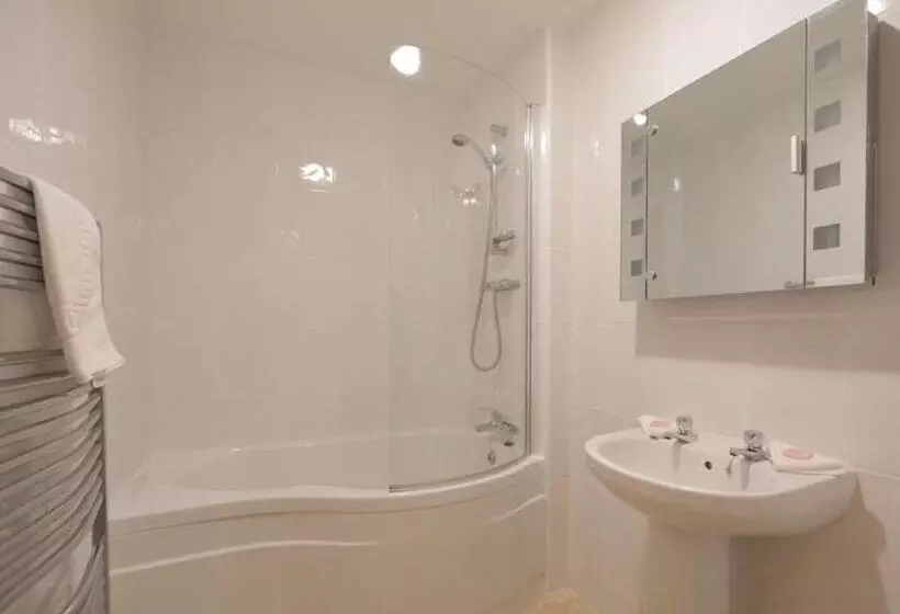 Hotelli St Magnus Bay