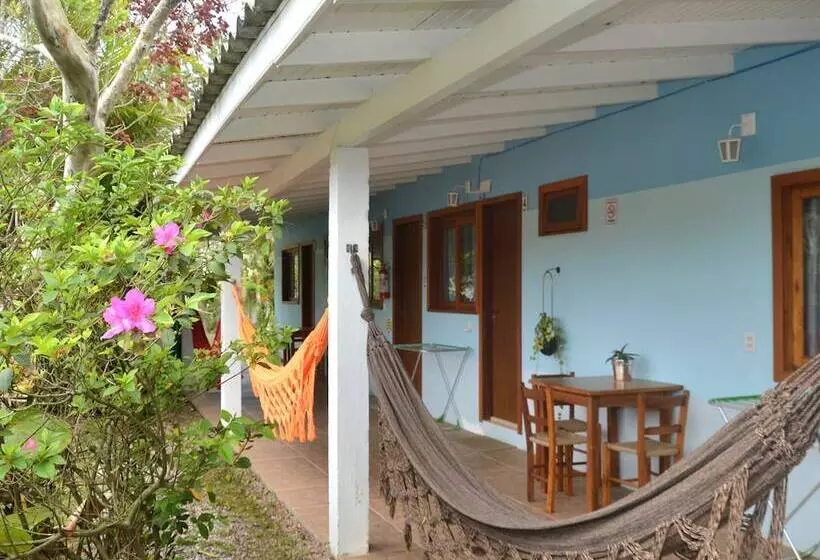 ペンション Pousada La Boheme Guarda Do Embaú   Sc