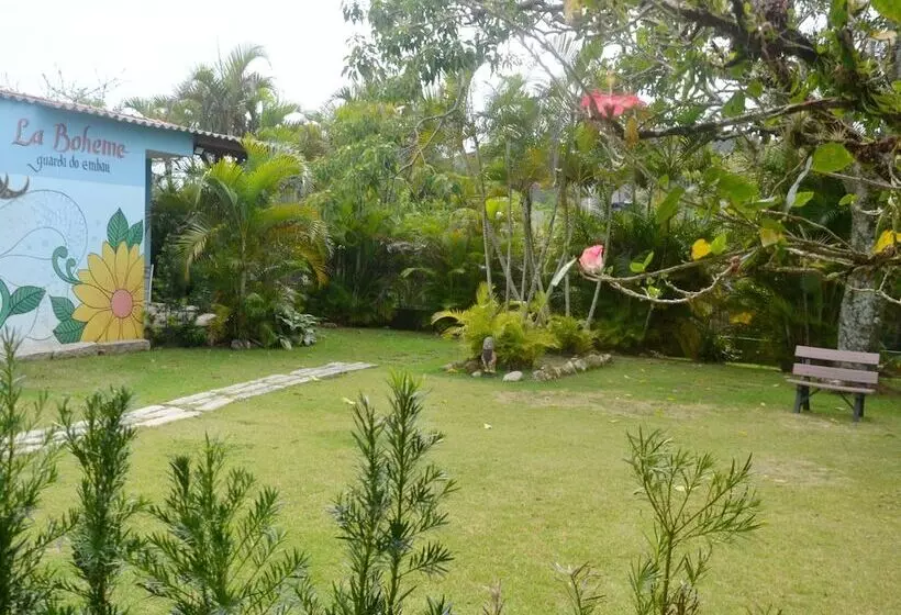 ペンション Pousada La Boheme Guarda Do Embaú   Sc